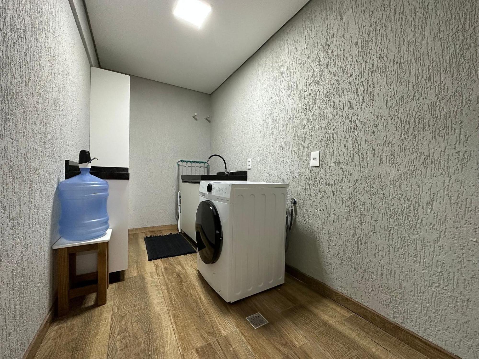 La02- 2 +1quarto | Jacuzzi | Churrasqueira * Balneario Camboriu