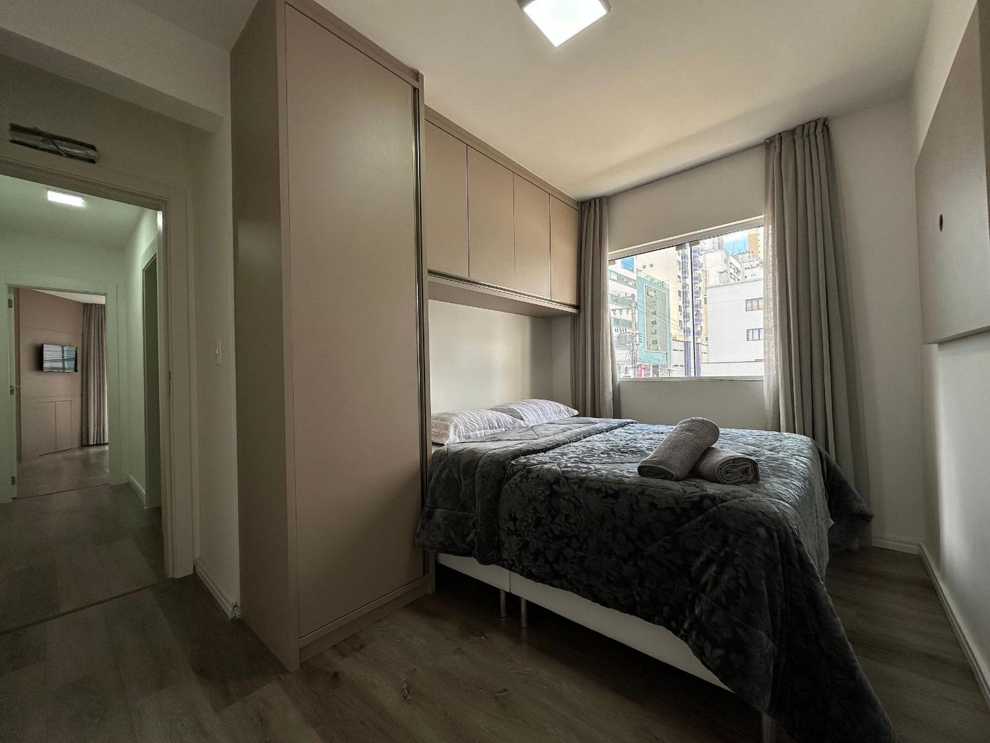La02- 2 +1quarto | Jacuzzi | Churrasqueira * Balneario Camboriu