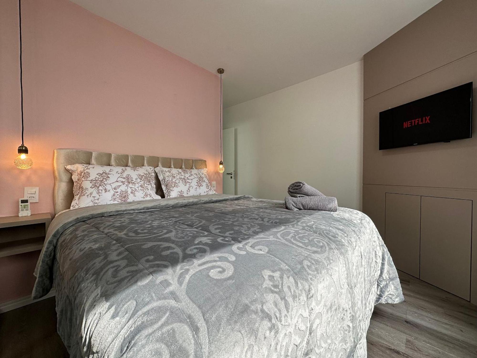 Apartamento La02- 2 +1quarto | Jacuzzi | Churrasqueira Balneario Camboriu